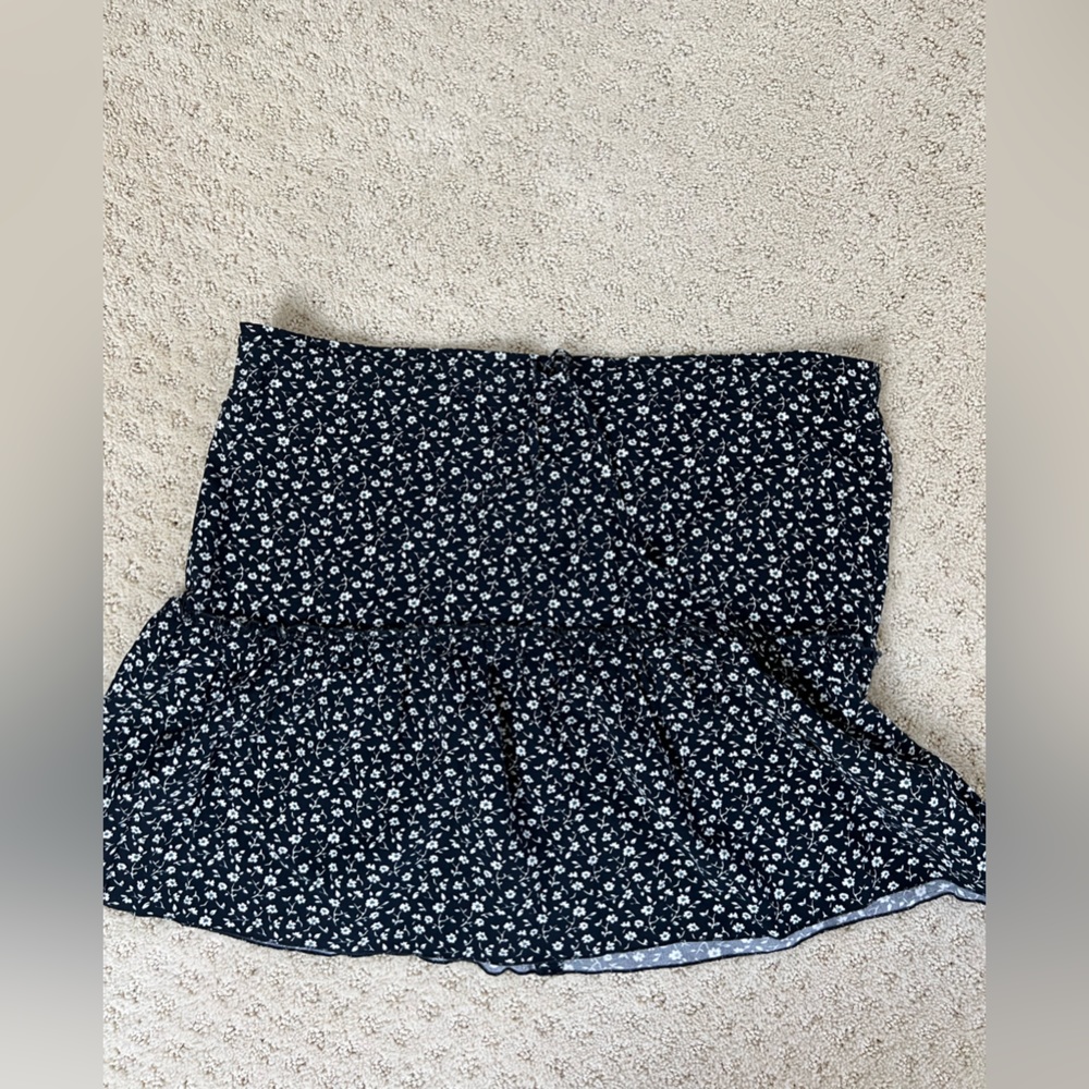 Brandy Melville skirt OS